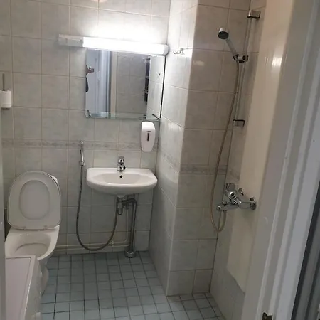 Apartment Alexi - Newly Renovated In The Heart Of The Near To Railway Station And Nokia Arena *