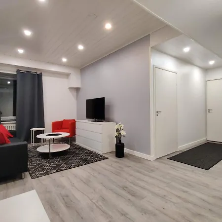 Alexi - Newly Renovated In The Heart Of The Near To Railway Station And Nokia Arena *